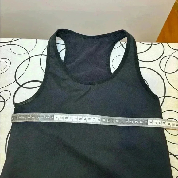 Nike - Tank Top - Picture 6 of 9